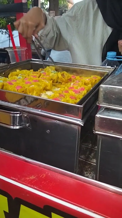 Dimsum mini seribuan, beli sepuluh ribu udah kenyang ygy #dimsum #streetfood #bandung