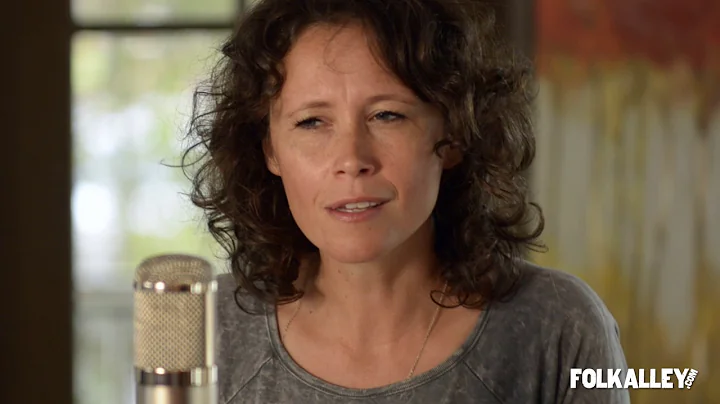 Folk Alley Sessions at 30A: Sarah Lee Guthrie - "I...