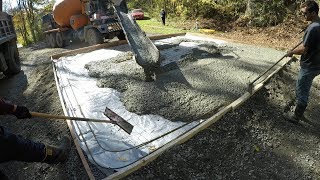 Pouring a concrete slab for a new garage