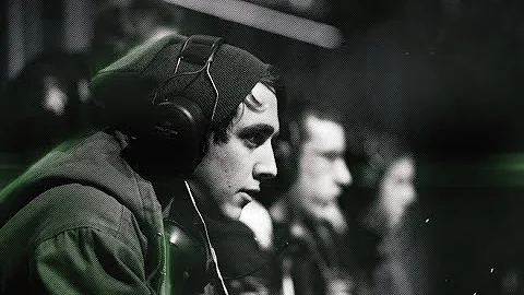 James 'Clayster' Eubanks | Eight x Cod Champ