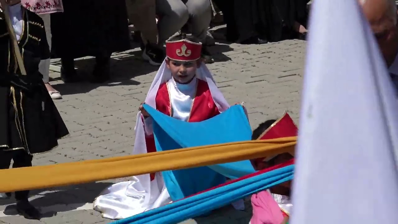 AEL İLKOKULU 2-G SINIFI 23 NİSAN GÖSTERİSİ 