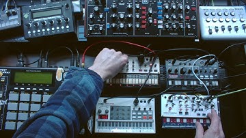 Slow Synth Jam with Volcas and MPC1000