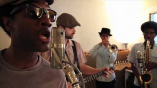 Aloe Blacc - Loving You Is Killing Me (Live in Studio) chords