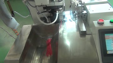 Fully automatic wire cutting stripping twisting crimping machine