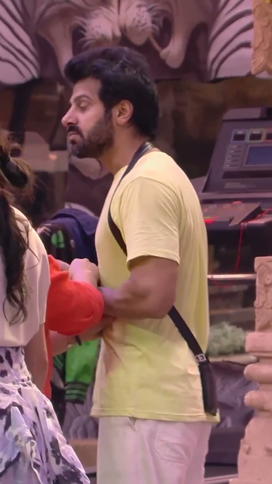 Avinash और Karan में गरमा गर्मी | Bigg Boss 18 | Best Moments #ColorsTV