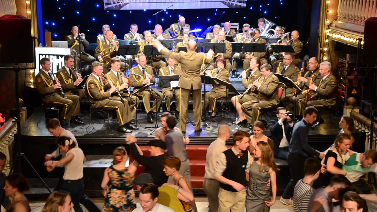 Orchestra Night at club New York - 1st Song (Harlem 2015)