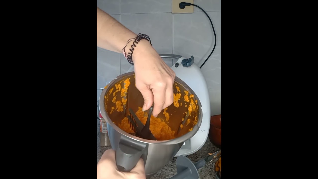 Garbanzos con langostinos, fácil y rico con Thermomix