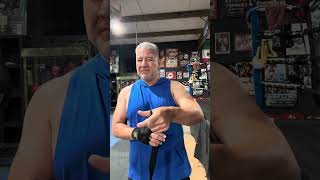 Simple way to wrap ur hands for a boxing workouts - Aleman Boxing Fresno