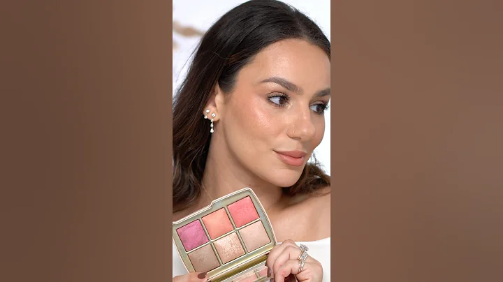 HOURGLASS AMBIENT LIGHTING PALETTE 2025: Medium Color Palette