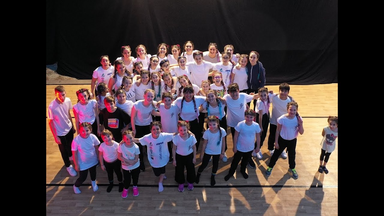 Highlight dello spettacolo di danza moderna e hip hop - PuntaGym e RavennaGym DaNcE