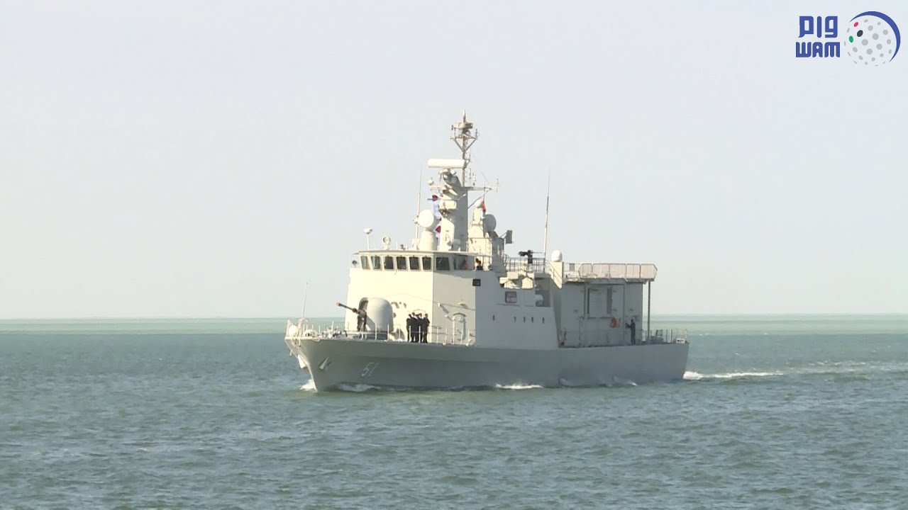 الدفعة الأولى من القطع العسكرية البحرية تصل إلى أبوظبي للمشاركة في نافدكس2021