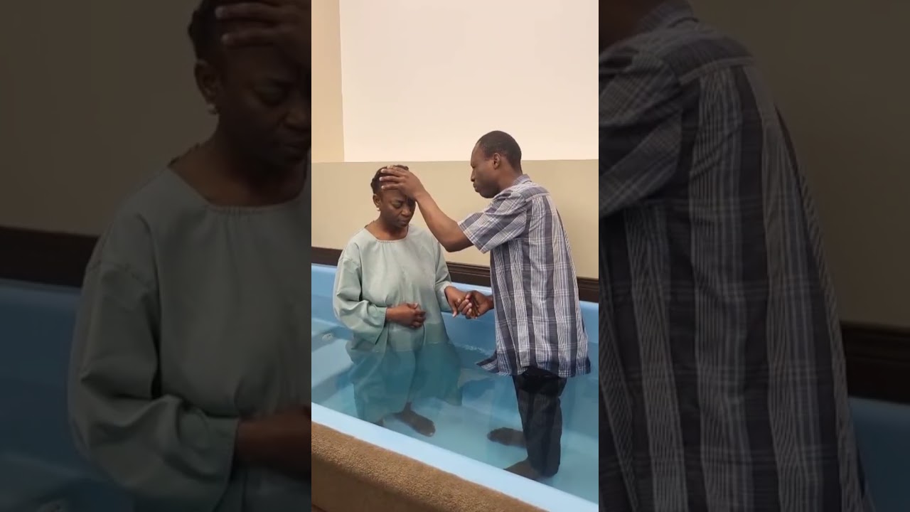 EXCLUSIVITÉ JPENIEL - BAPTÊME AU NOM DE JÉSUS DE LA MAMAN DE SOEUR SARAH SERY…