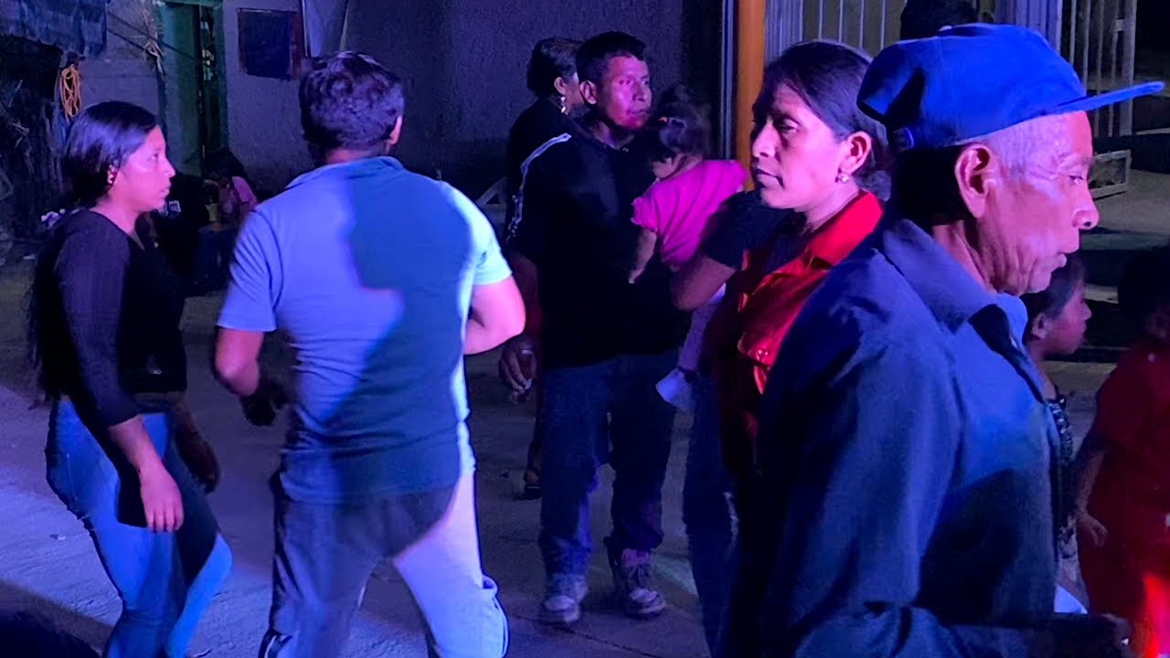 bailazo de un cumpleaños en Ixcuinatoyac,gro. 2025