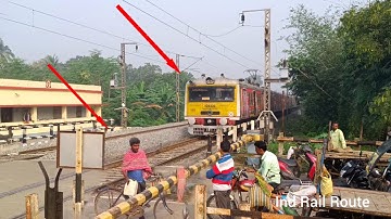 Fast & Furious Old Conversation Katwa Howrah Emu Local Train Passing Through Behula Rail Gate