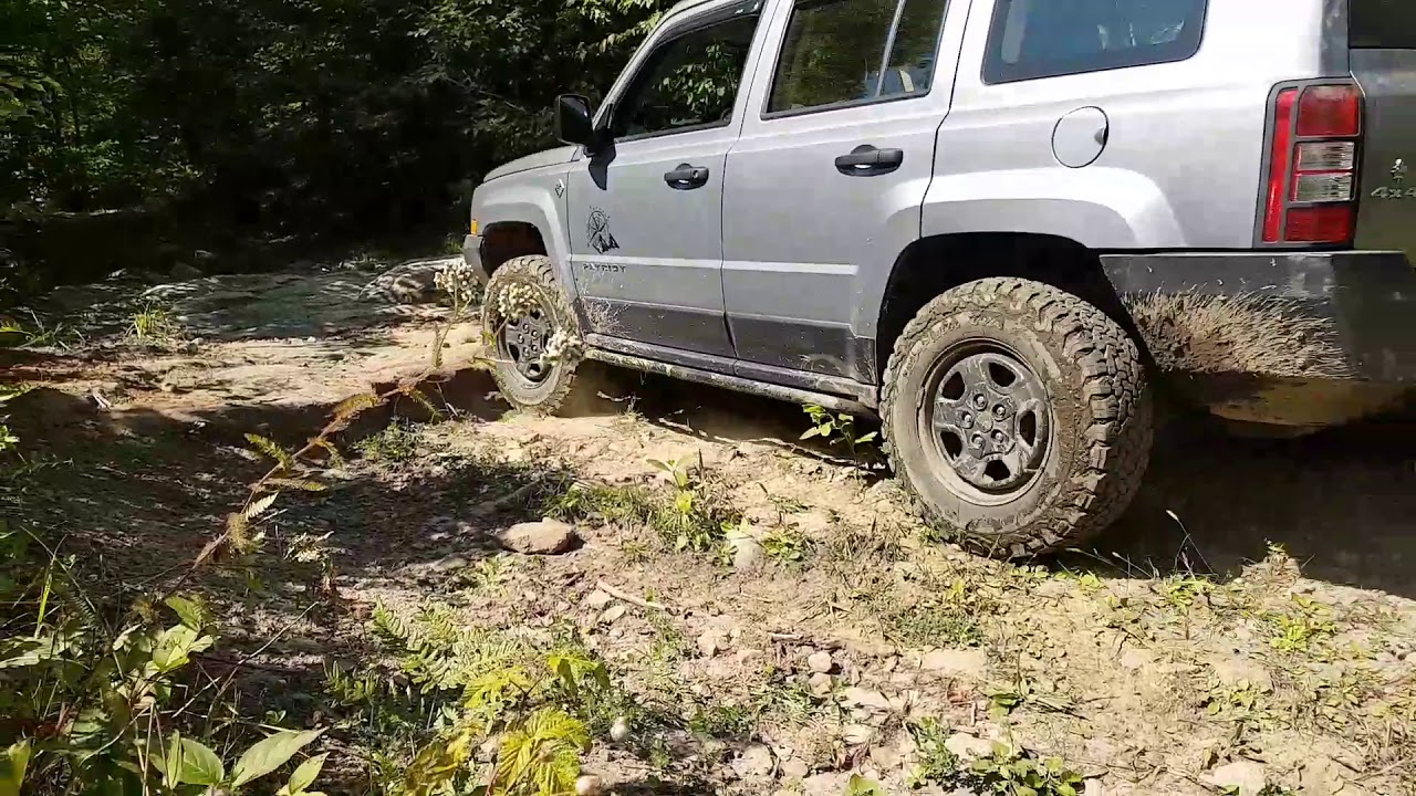 Jeep Patriot Offroad   12" step