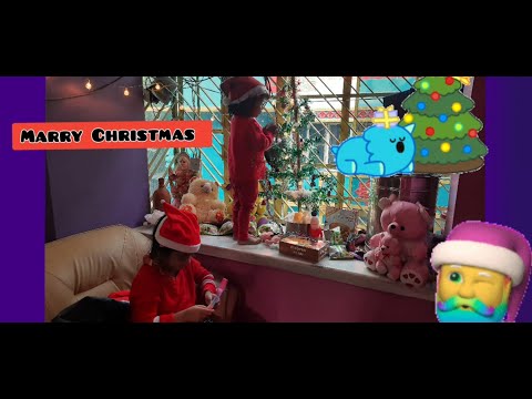 Christmas Celebration / Santa and Gifts / Christmas Eve / 25 December Holiday