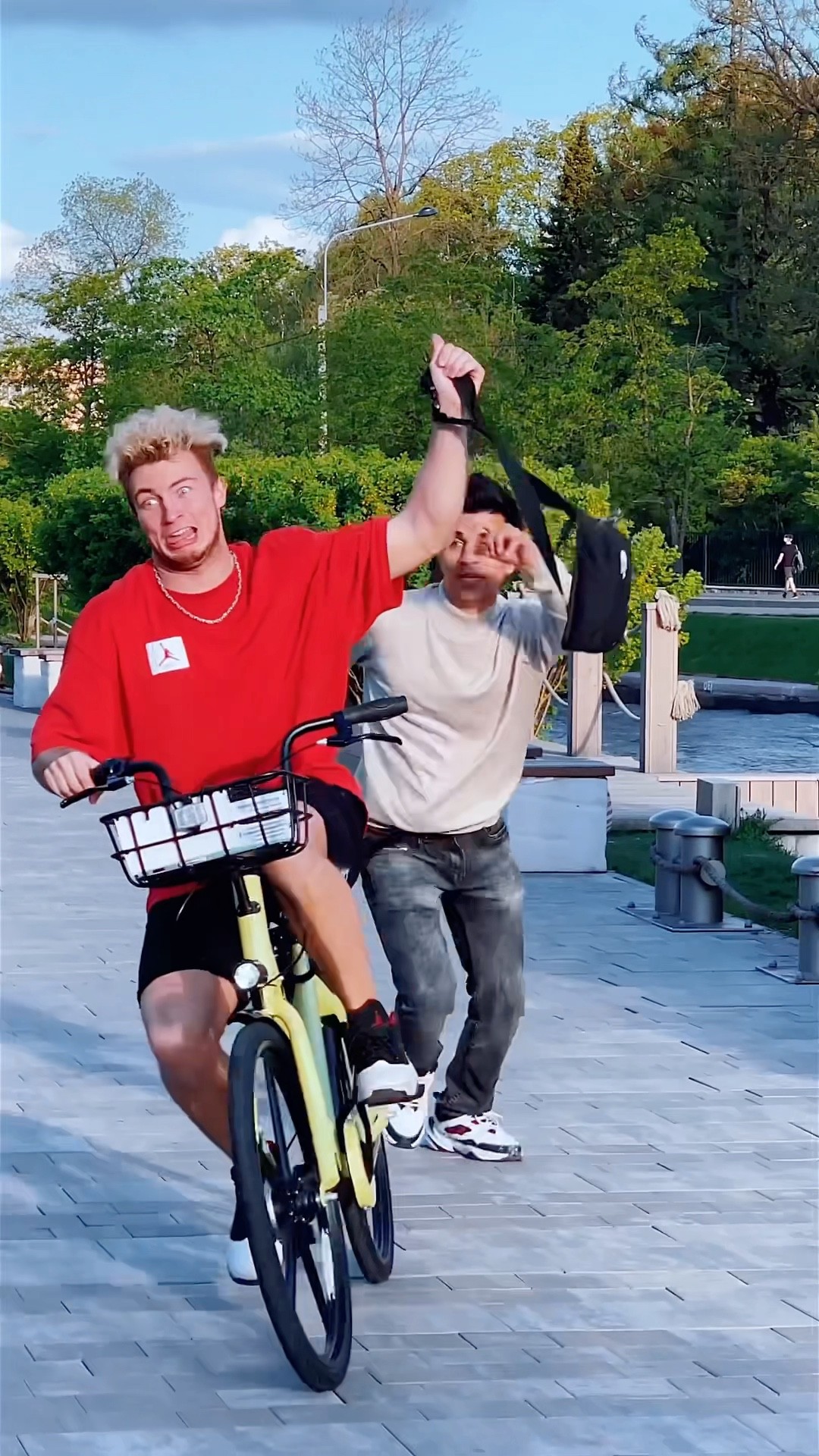 Unexpected Situation? #kiryakolesnikov #prank #funny #comedy
