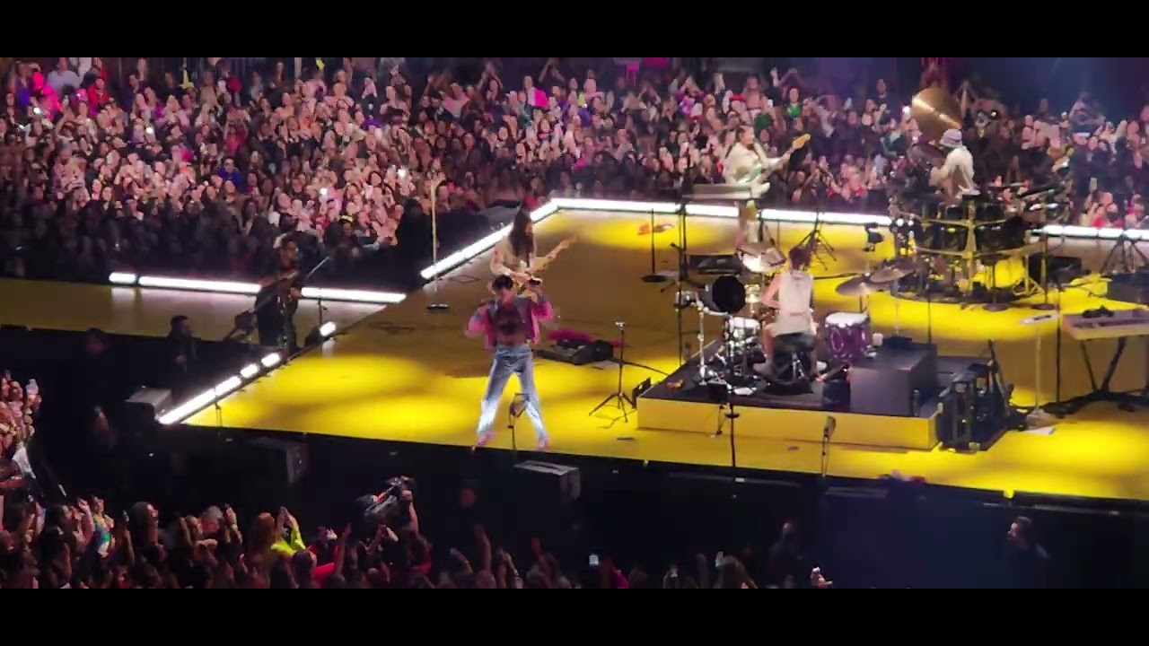 Medicine - Harry Styles | Live at the Kia Forum in Los Angeles 2023