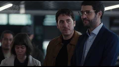 NYへ移住してきたカップルを待ち受ける、緊張感MAXの入国審査シーン、映画『入国審査』本編映像【2025年8月1日公開】