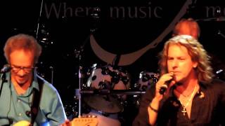 Video thumbnail of "Pablo Cruise Love Will Find A Way Live in Concert 2017"