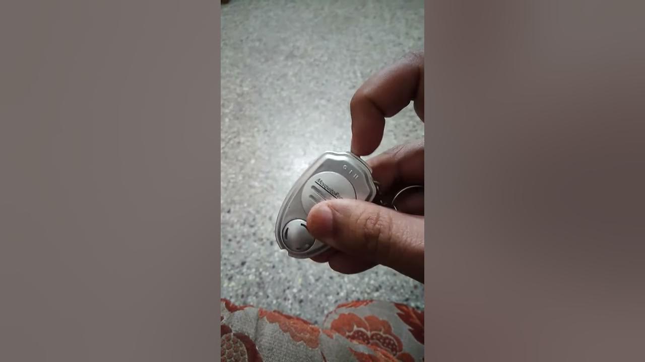 Mosquito Repellent keychain. - YouTube