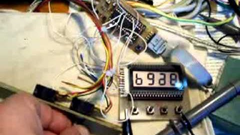 ATmega8 LCD & A/D test