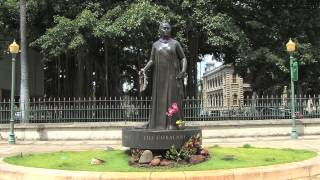 動画素材ホノルル女王の銅像　Honolulu Queen Liliokalani Statue And Palace