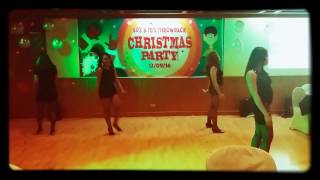 Group lip sync battle - 60s to 70s hits