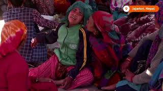 Relatives prepare Nepal's quake dead for cremation