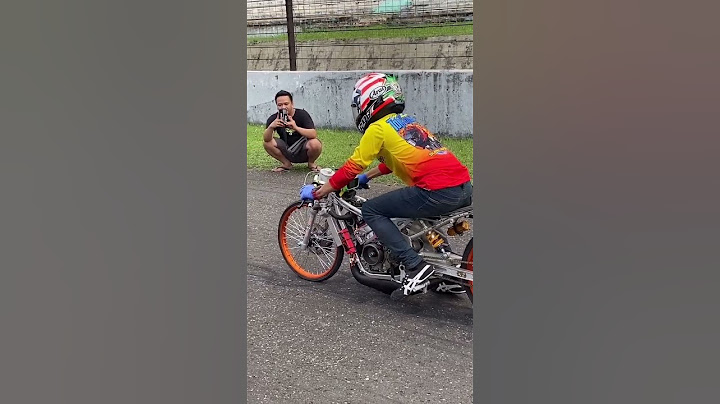 Ebon Dan Ton Saleng Berebut Star