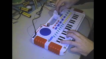 Circuit Bent PlayTime Keyboard by freeform delusion