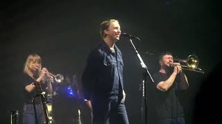 George Ezra singing Sweetest Human Being Alive at Newcastle Utilita Arena 20/09/2022