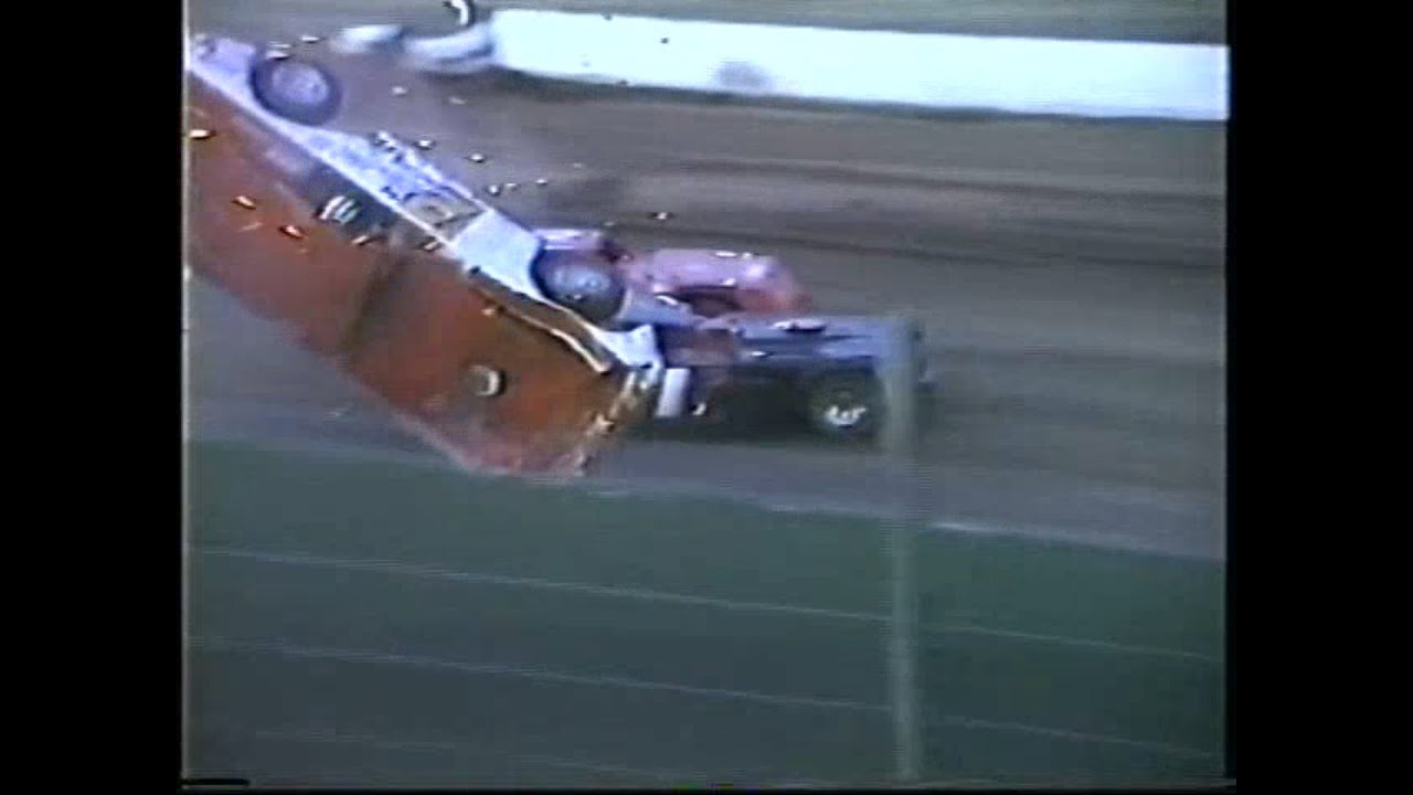 1990-1992 Best Races/Worst Wrecks Volume 3 – Cedar Lake Speedway