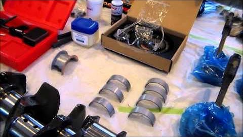 Small Block Chevy Crankshaft Installation By Vtwinstov8s.com
