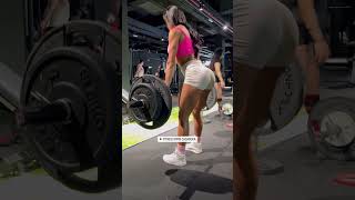 Deadlift Back Indianara Jung