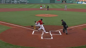 OAK@BOS: Pedroia comes home on a fielding error