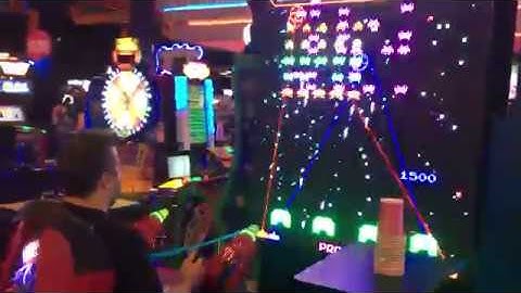 Space Invaders Frenzy Solo Double Invader Bonus