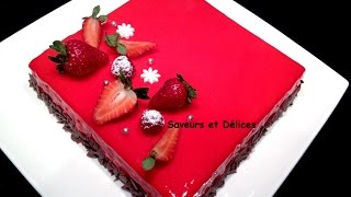 gâteau fraise au glaçage miroir- حلوى عيد ميلاد بموس الفراولة والكلاصاج اللامع راقية والمذاق رووعة