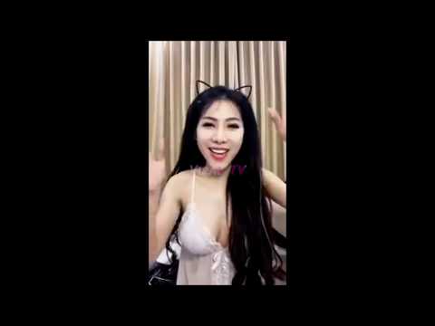 Wanita Ini Lepas BH Saat Live Big0 | Review Bikini | Viral Tv | Mau Viral #Melorot