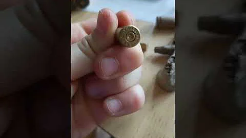 Jaké jsou zápalky na nábojnici?
