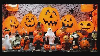 RELAXING HALLOWEEN HOME TOUR 2023, Thrifted Vintage Decorations Indoor Outdoor Displays & Music