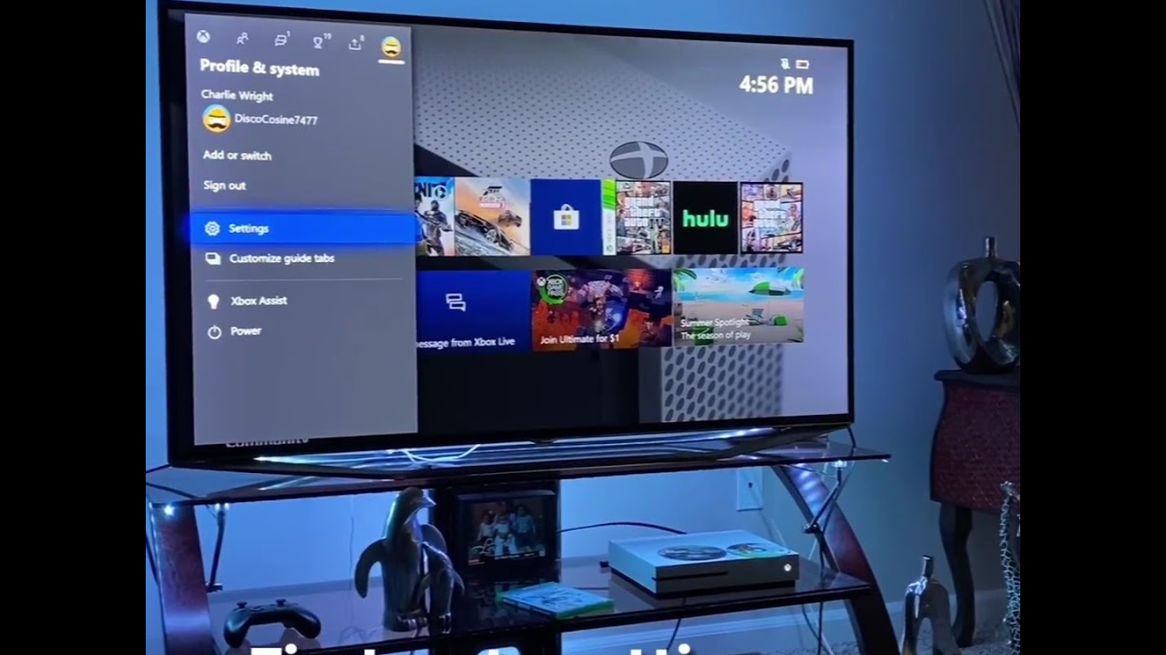 How to take your email off your home screen on Xbox one