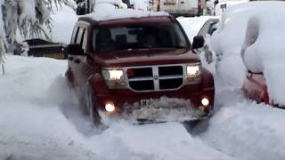 Dodge Nitro in snow