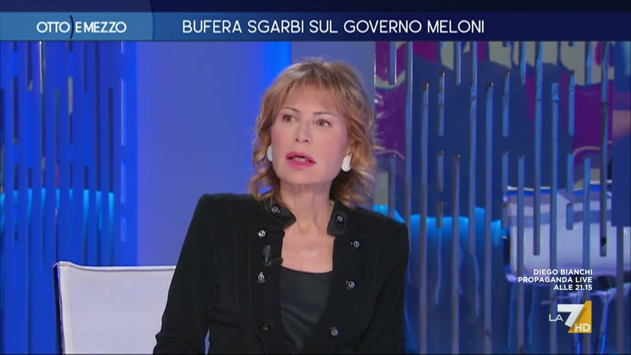 Dimissioni Sgarbi, botta e risposta tra Cacciari e Travaglio: 