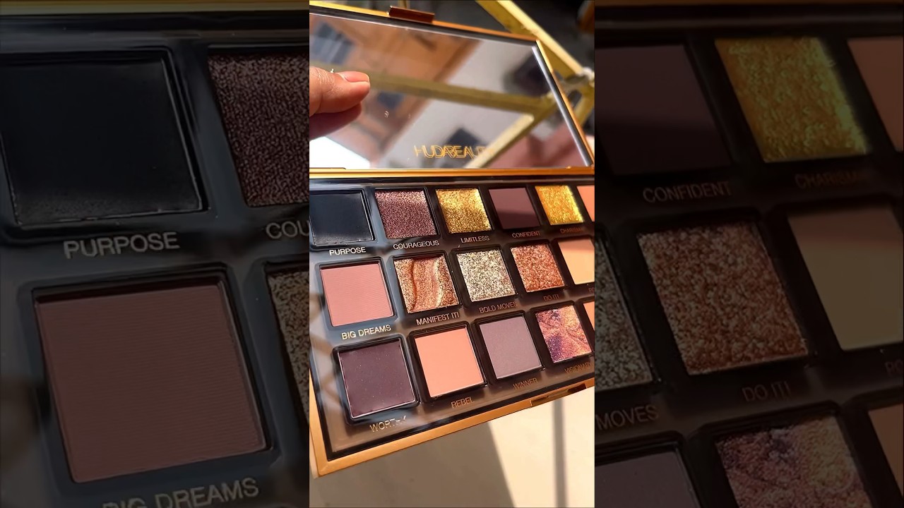 ASMR unboxing Huda Beauty Palette✨