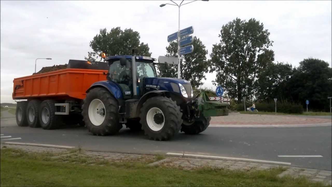 New holland bluepower!!! and fendt tractors moving ground in hoek zvl