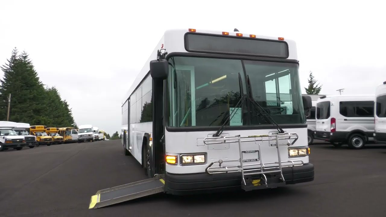 2008 Gillig Low Floor 39 Passenger ADA Transit Bus - T79678