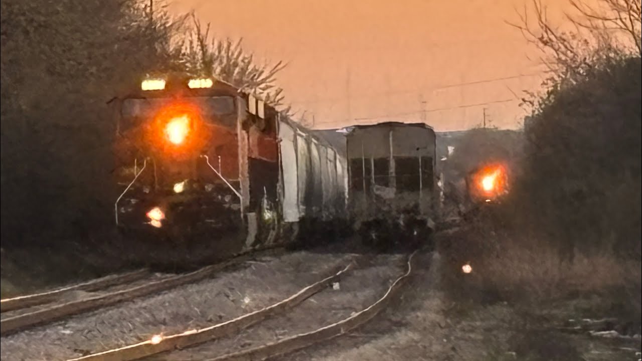 2 BNSF Manifest Trains at BNSF Gribble 2/21/26!