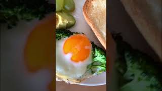 Broccoli & Fried Eggs shorts