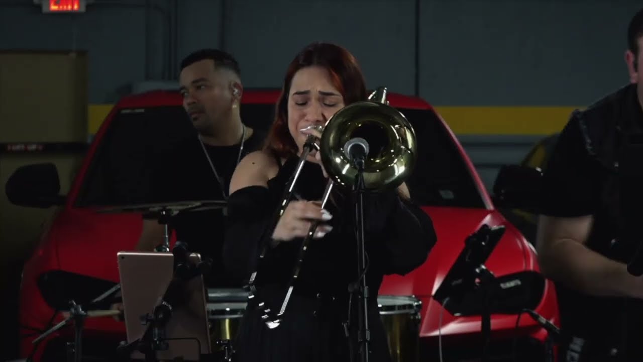 Trombonera   Live Session  ''Rock With You''